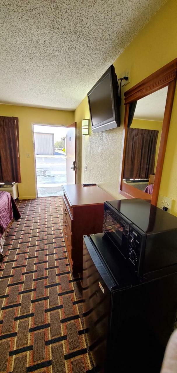Americas Best Value Inn-Indianola Habitación foto